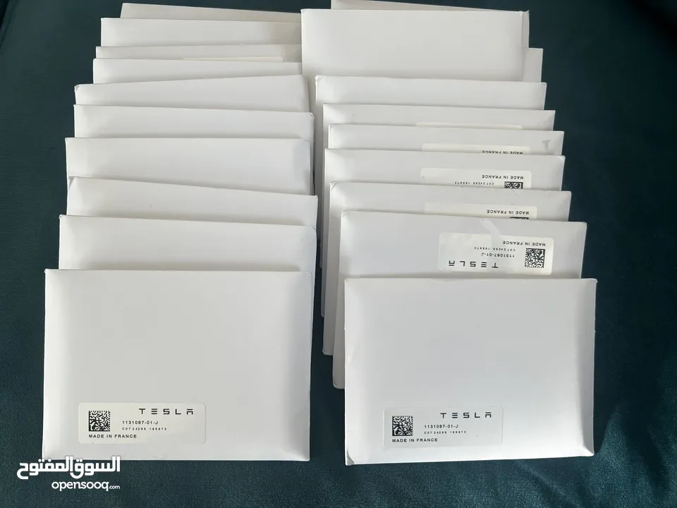 كروت تيسلا - كرت تيسلا - مفاتيح تيسلا ريموت كبسات - تيسلا اصلي  Tesla Key Card - Tesla Keyfob