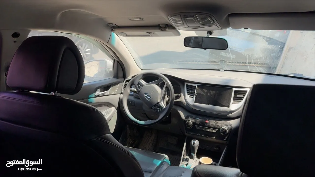Hyundai Tuscan 2016