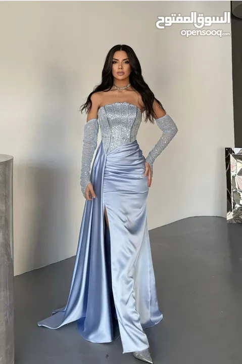 فستان ستان ازرق نمره 44