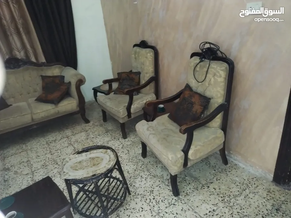 نشتري جميع انواع الاثاث المستعمل والأجهزة الكهربائية جميع انواع الخردوات