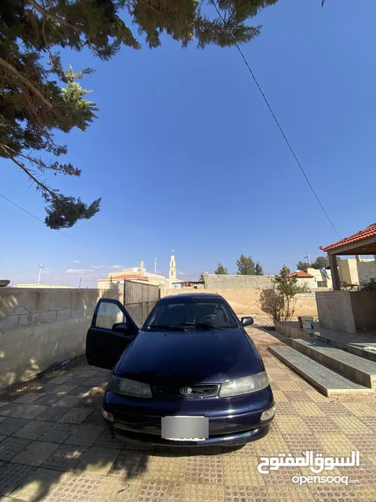 كيا سيفيا موديل 1994محولة 1996 للبيع  مرخصة سنة ومدهونه جديد ومعموللها صيانه