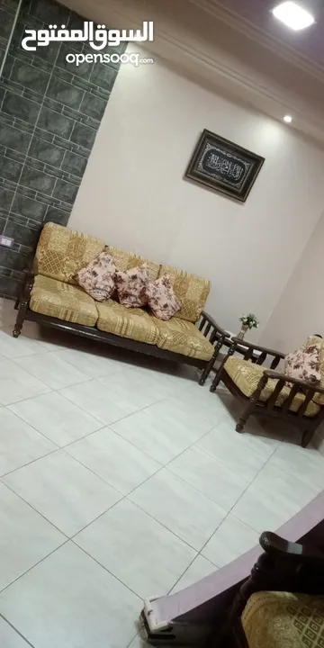 اثاث مستعمل للبيع كامل ولا مفرق كل شي بسعر