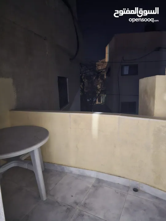 شقة سكنية مستقلة