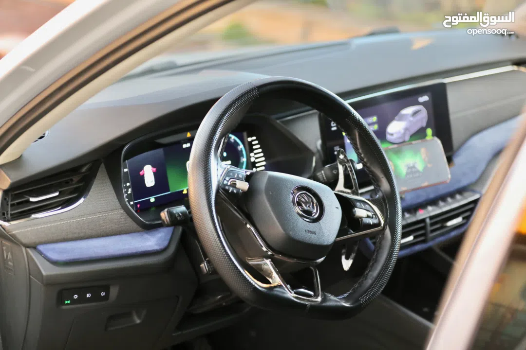 سكودا اوكتافيا ترخيص 2020  فل اضافات مش ناقصها ولا برغي فحص نخب تواصل على الرقم المرفق بلاعلان