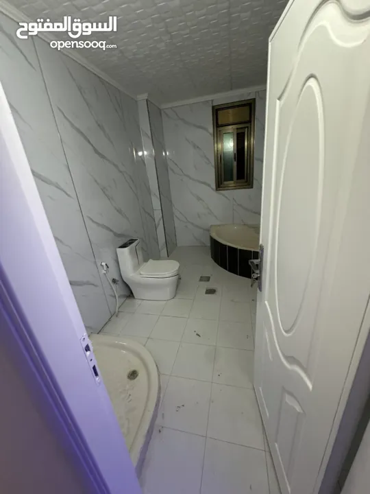 الشقة للبيع في رام الله / عين مصباح . الموقع عين مصباح / قرب جامعة القدس المفتوحه طابق اول