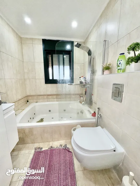 رووف للبيع مع عفش لقطة