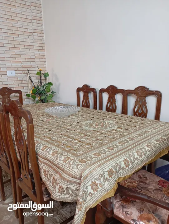 طاوله سفره للبيع خشب ممتاز