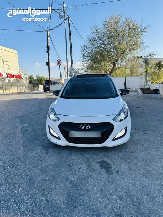 هونداي i30 2013 فل الفل مش ناقصها اشي بالصلاه على النبي السيارة جديده ولعبه