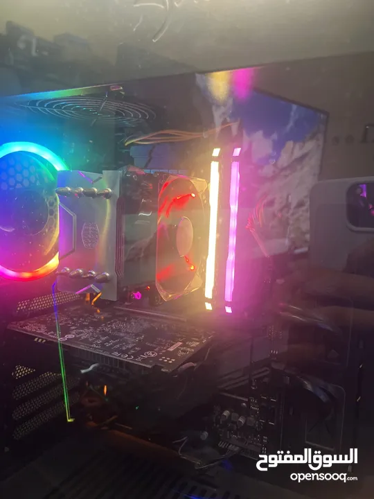 Cyberpunk gaming pc