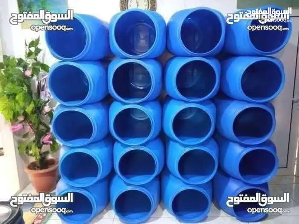 براميل بلاستيك نظاف جدا للبيع