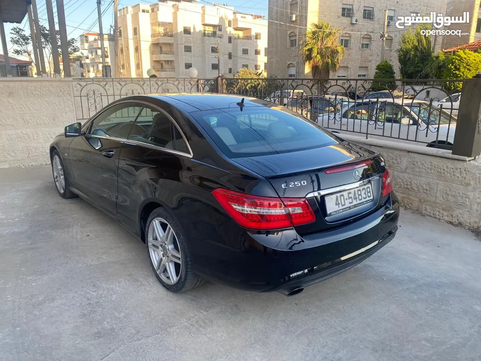 مرسيدس E250 موديل 2010 