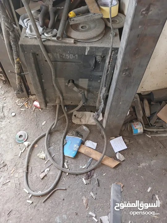 محددة مجهزة بالكامل بموقع مميز