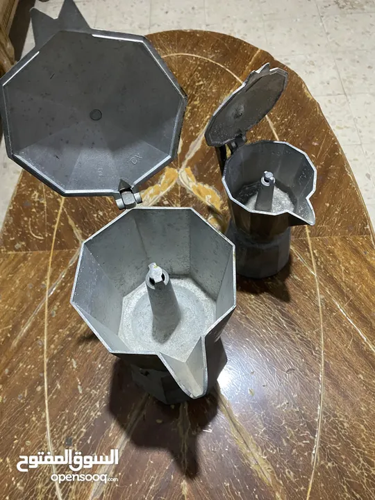 طقم اباريق علبخار قهوة شاي  فضية انتيكة قديم للتستعمال او الصمد  جاط للفواكه زجاج معتق ثقيل