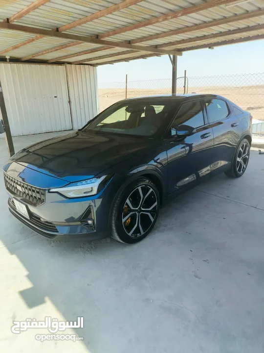نيتا يو برو 2022 لون باذنجاني حره