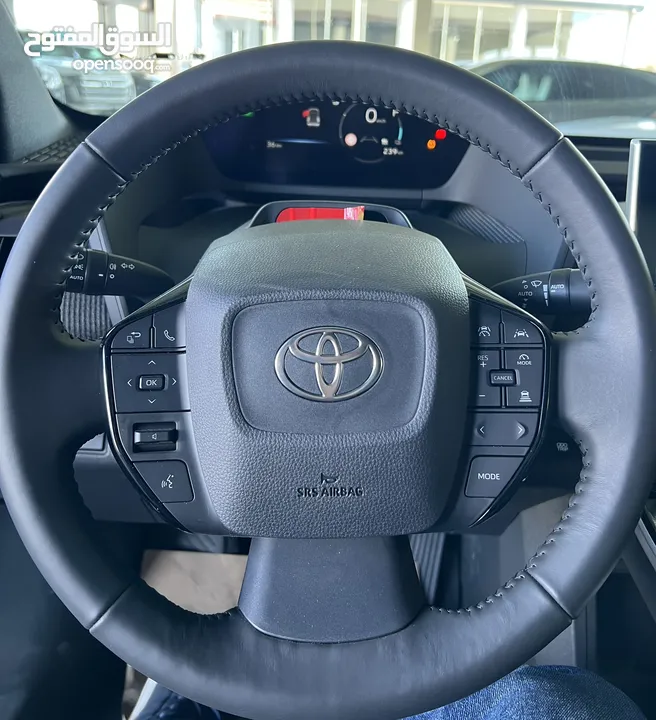 TOYOTA Bz4x AWD ( معرض الحضر )