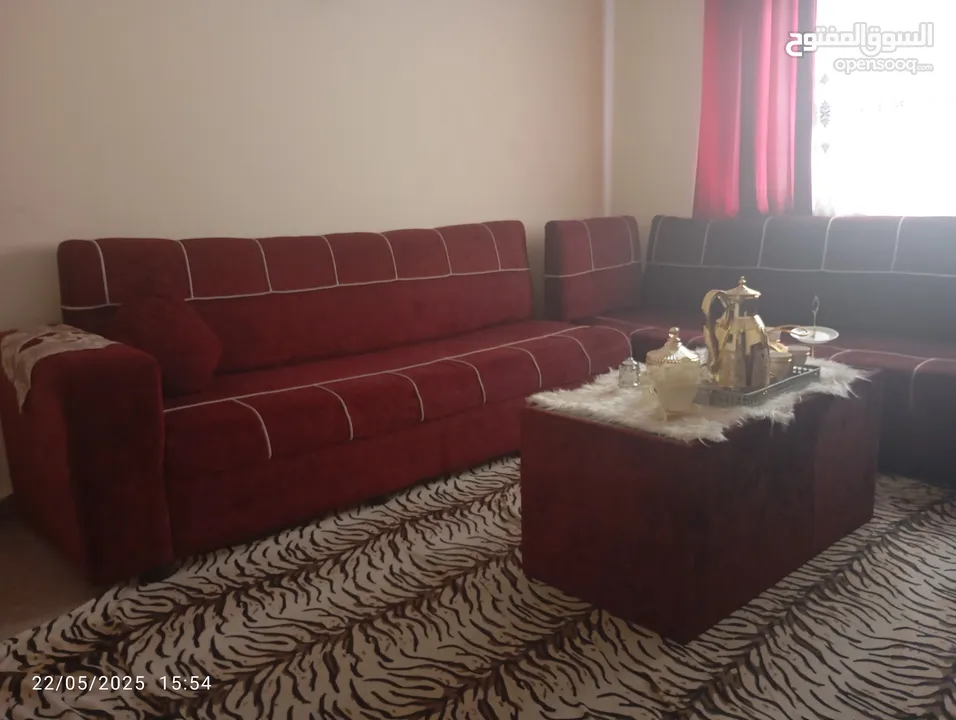 طقم كنب بحاله ممتازه