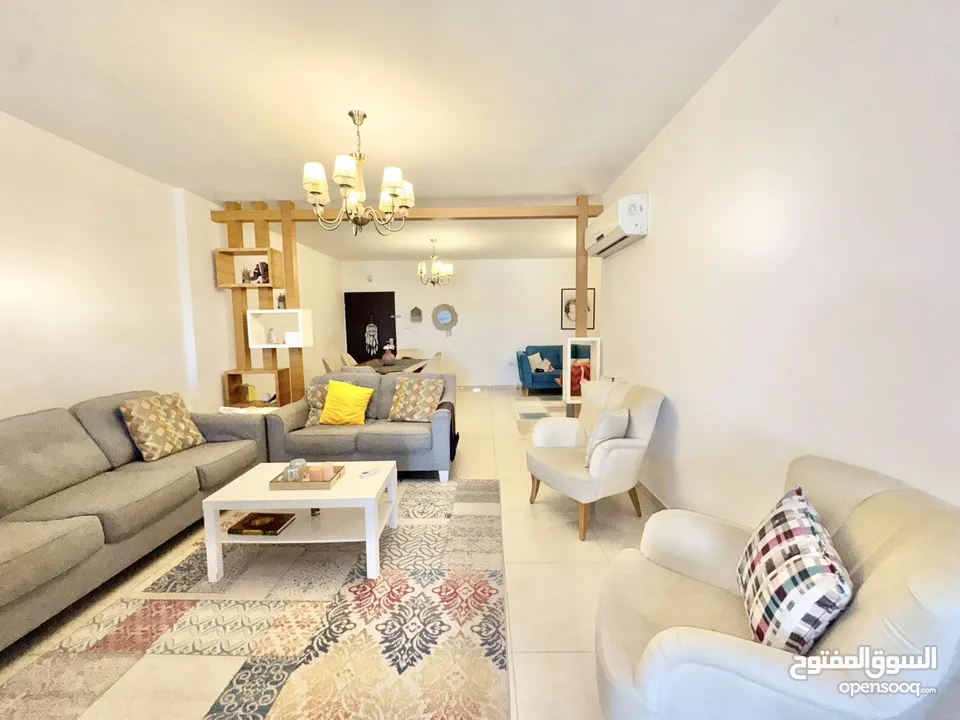 شقة للبيع بسبب السفر