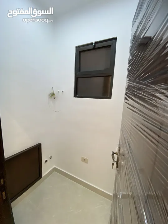 شقق فاخرة 142 متر بأجمل مناطق شفا بدران الكوم تشطيب مميز واسعار مناسبة طابق اول وطابق ثاني