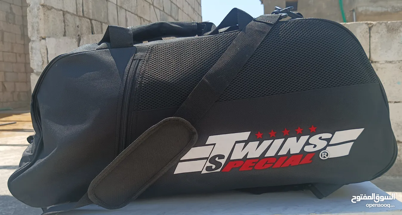 Twins Sports Bag – Durable, Spacious, and Designed for Fighters