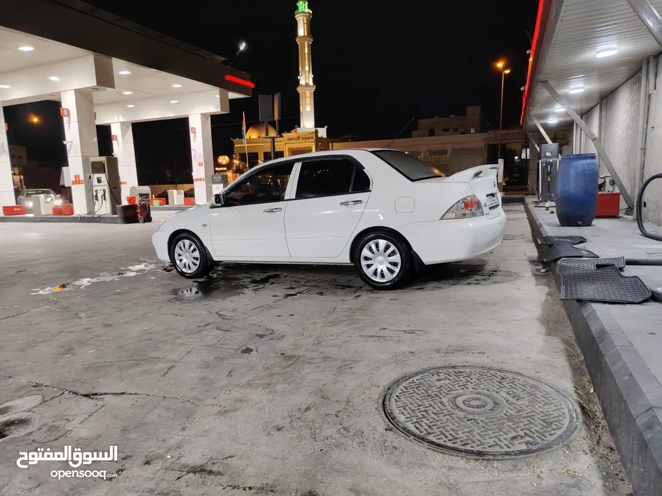 لانسر2014 للبيع