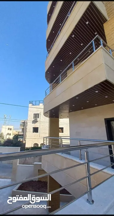 جميع أعمال الألمنيوم والحداده والسيكوريت