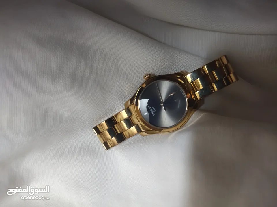 ساعة Tissot T-Wave نسائية أصلية ذهبي حجم S (30 ملم) Quartz مستعملة – نابلس