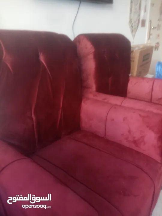 طقم كنب بحال الوكاله سبع مقاعد للبيع بسعر مناسب