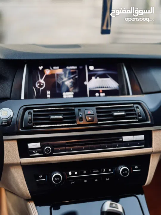 بي إم دبليو 520 i