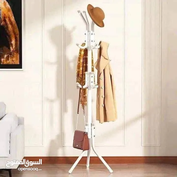 شماعة الملابس الكلاسيكية معدن ثقيل مطلي ضد الصدأ والتآكل تصميم راقي يوفر ترتيب وأناقة