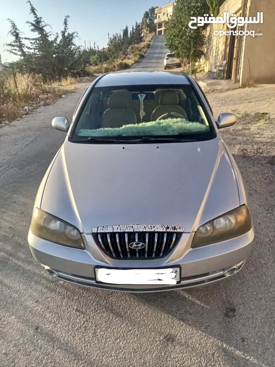 هونداي ألنترا 2006 للبيع  ترخيص وتأمين سنة  نظيفة من جميع النواحي لون فضي ( دهان الشركة )