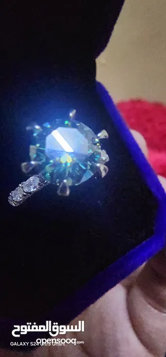 S925 RING with Diamond mosanite