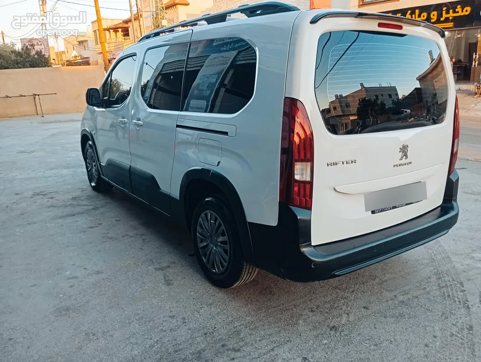بيجو ريفتر بسعر مغري ولقطة كاش