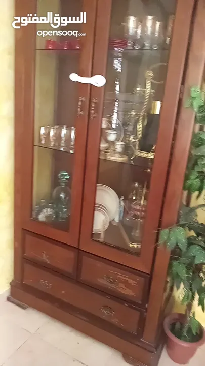 قطع اثاث مميزة بسعر البلاش البيع فوري