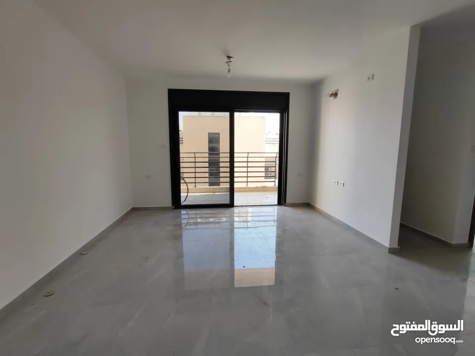 شقة غير مفروشة للإيجار في الماصيون قري بن ازحيمان