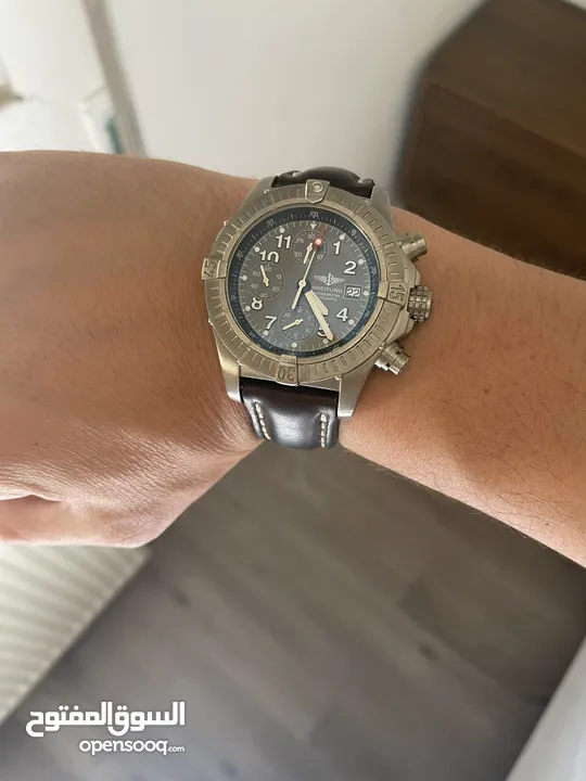 Breitling Avenger Automatic chronograph Titanium  44 mm