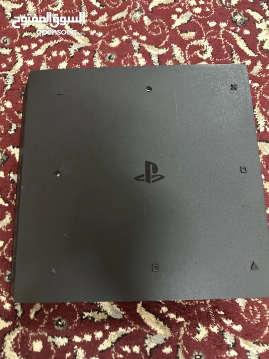 معروض قطعة واحدة ps4 pro معدلة مهكرة على اصدار 9 كالجديدة تماما ..