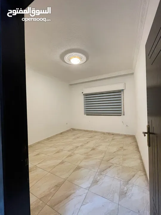 شقة مميزه للبيع في طبربور شارع الحج  قريب من بيت معان بسعر مغري 52000