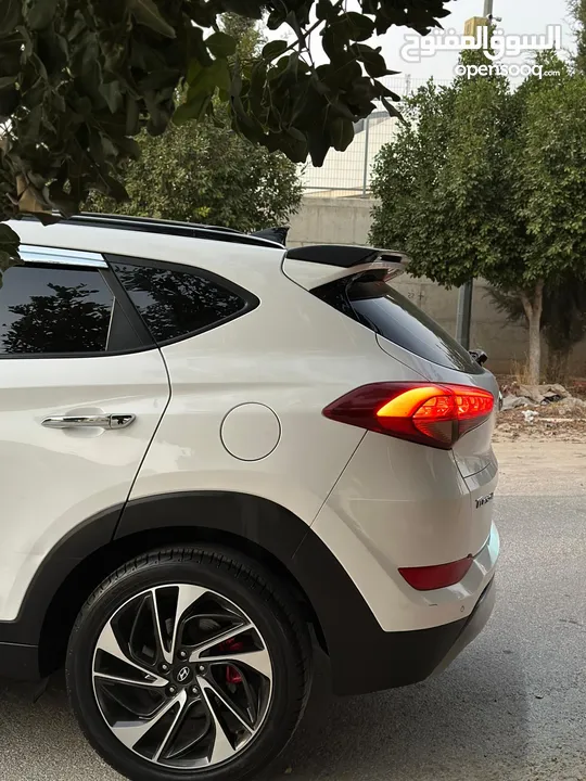 هيواندي توسان ترخيص 2018 الجيب مش ناقصه اشي ما بعد الفلللللل