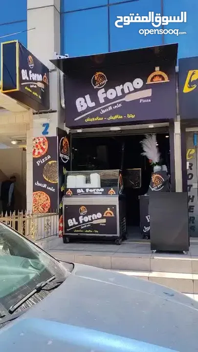 مطعم للبيع بسعر مغري بطبربور مقابل حلويات نفيسة ويعمل بشكل جيد والمنطقة حيوية وقوية