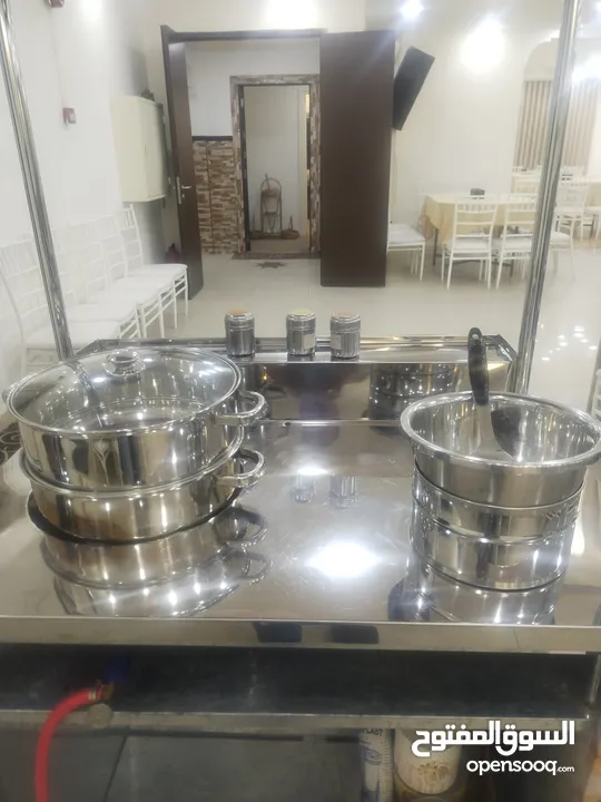 عرباية ذرة بحال الوكالة للبيع مع معداتها