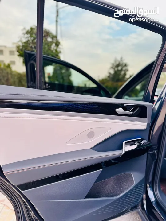 Volkswagen ID6 Crozz Pro 2022VIP اوتوسكور A+ ممشى قليل  فل كامل اعلى صنف
