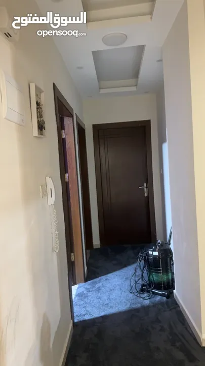 شقة مفروشه جميع الأثاث جديد ومكفول