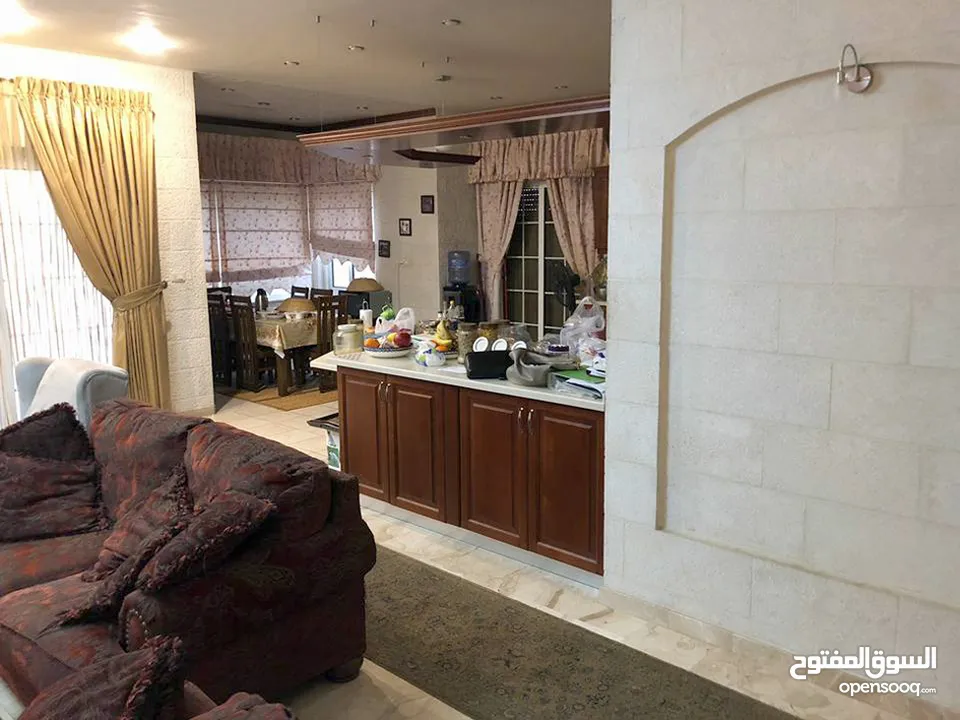 فيلا مستقلة للإيجار مفروشة بالكامل مكونه من 5 نوم