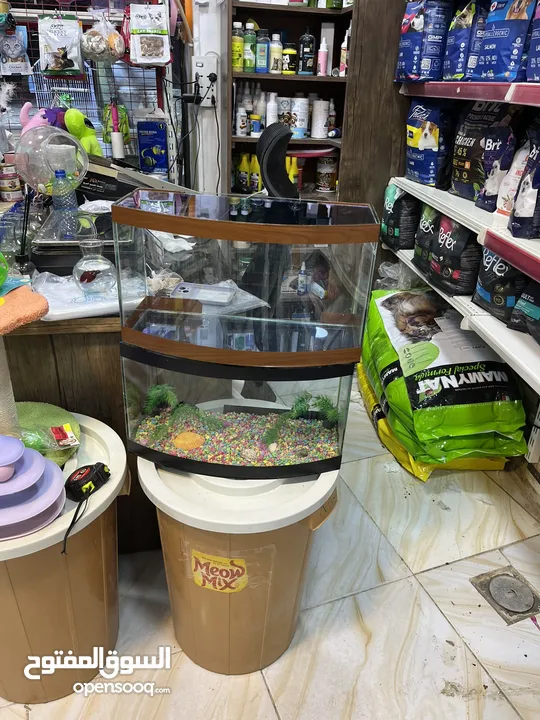 حوض سمك لف جديد سعر عرض خرافي عالواقع أجمل بمليون مره طبعا لف وموجودة الأبعاد بالريلز
