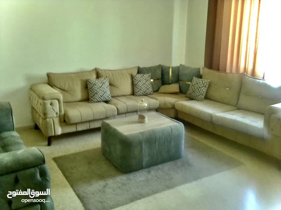 كنب للبيع استعمل خفيف نظيف بحاله الجديد