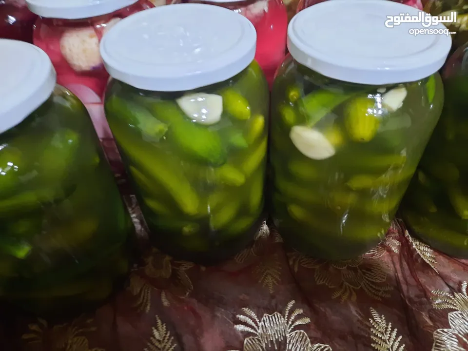 تدريب على الاكل وعلى عمل الصبوان
