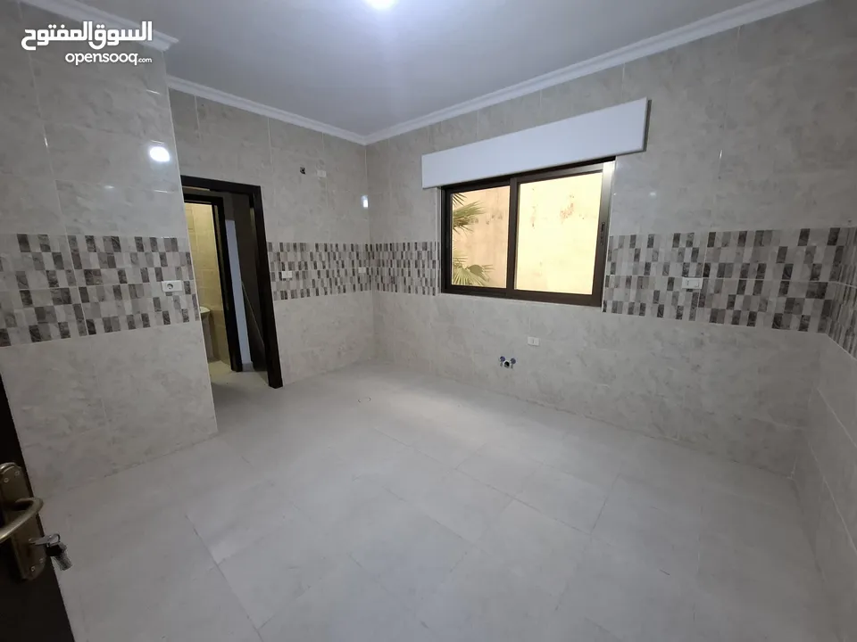 شقة غير مفروشة للبيع ( Property ID : 41030 )