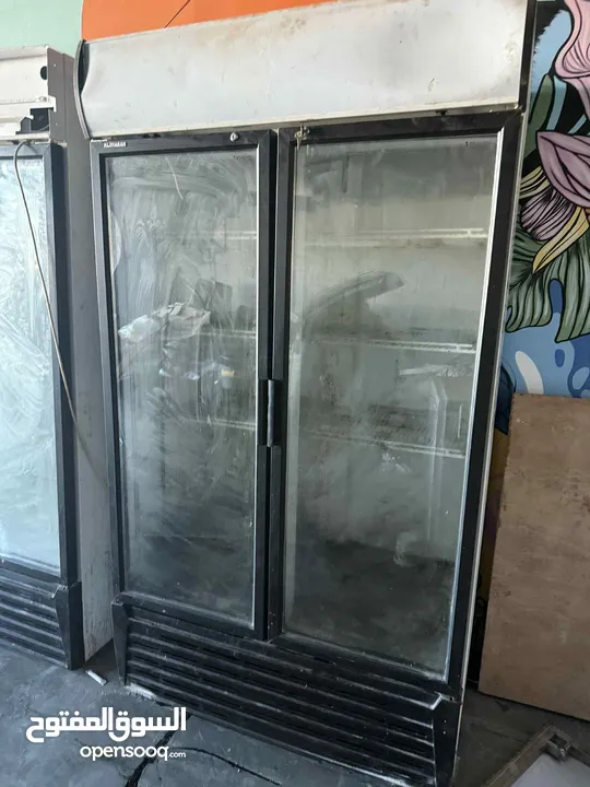 ثلاجات مطعم مستعملة لمدة بسيطة