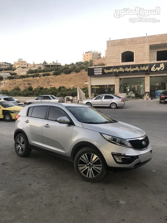 كيا سبورتاج فحص نضيف فل عدا فتحه