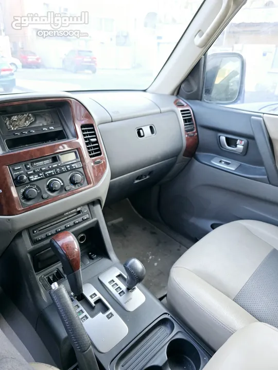 Mitsubishi Pajero 2003